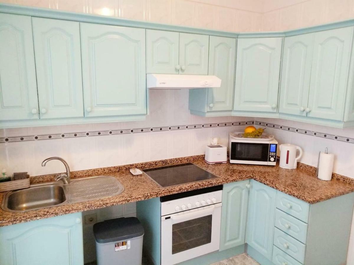 Bright Spacious Apartment, 2 Min Walk From Beach Candelaria Buitenkant foto