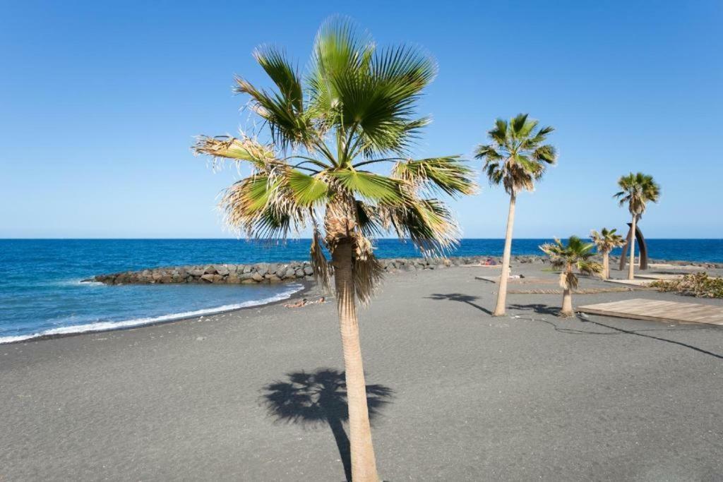 Bright Spacious Apartment, 2 Min Walk From Beach Candelaria Buitenkant foto
