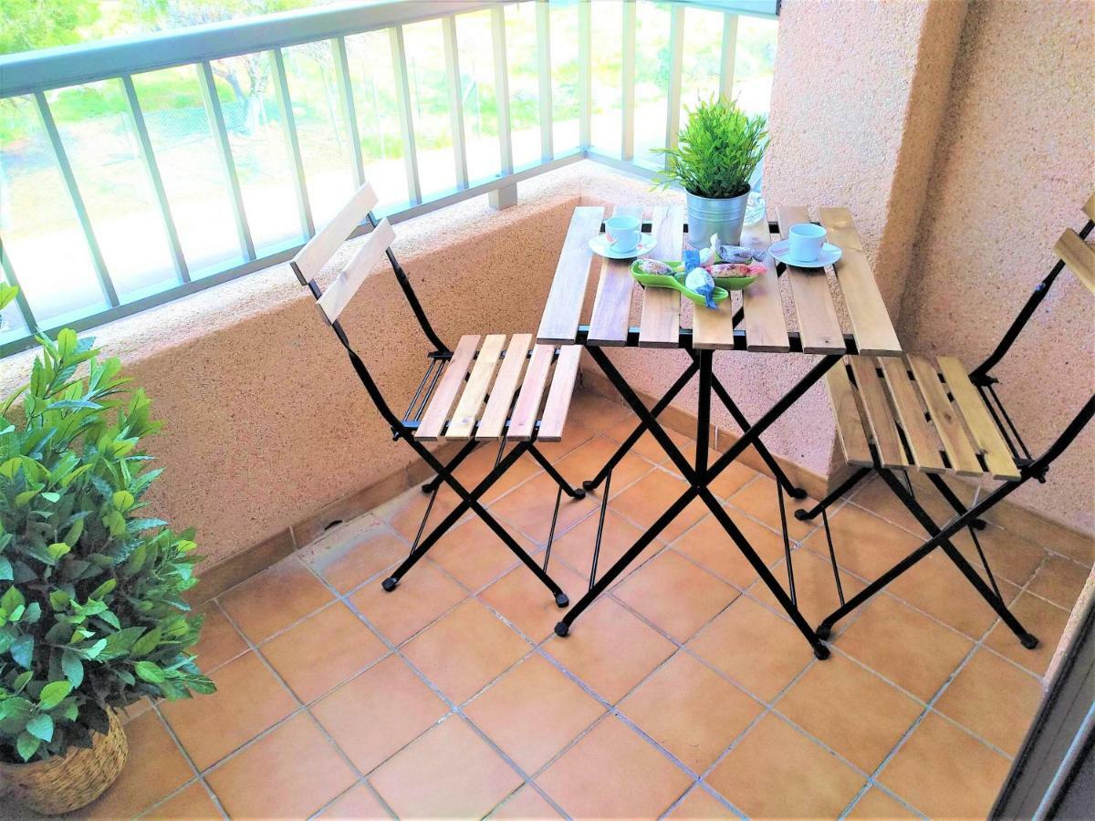 Bright Spacious Apartment, 2 Min Walk From Beach Candelaria Buitenkant foto