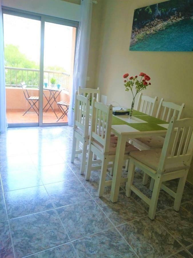 Bright Spacious Apartment, 2 Min Walk From Beach Candelaria Buitenkant foto